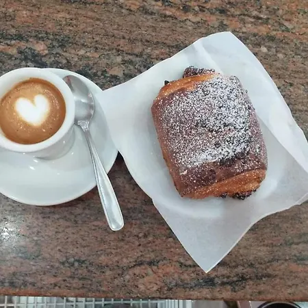 Rosy's Patrica